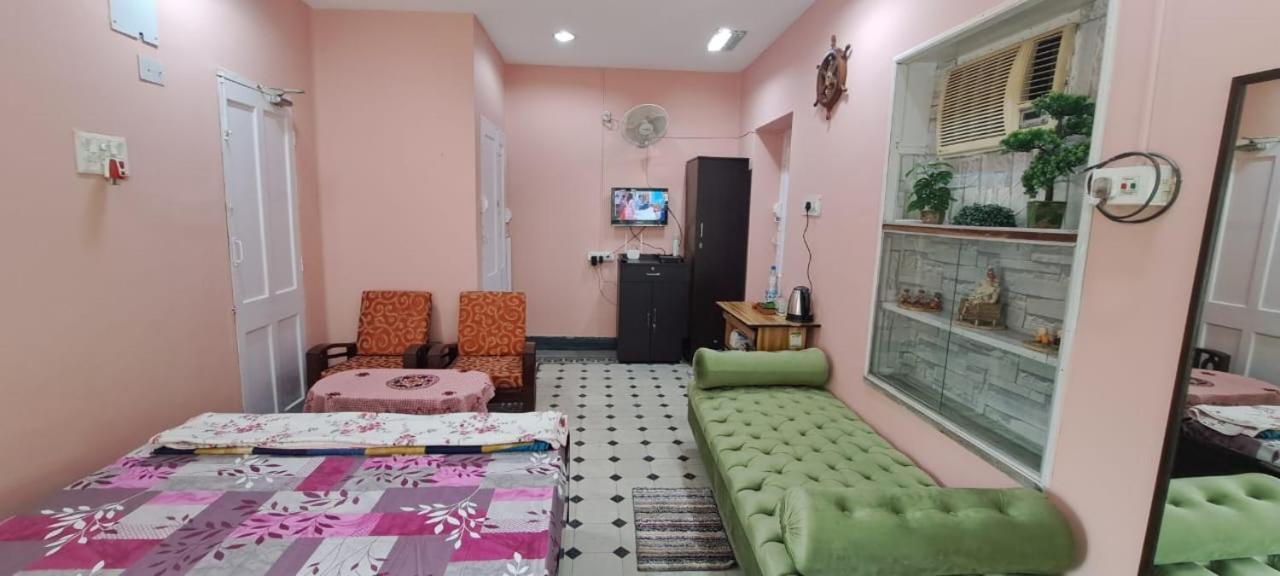 A Home Away From Home Calcutta Exterior foto