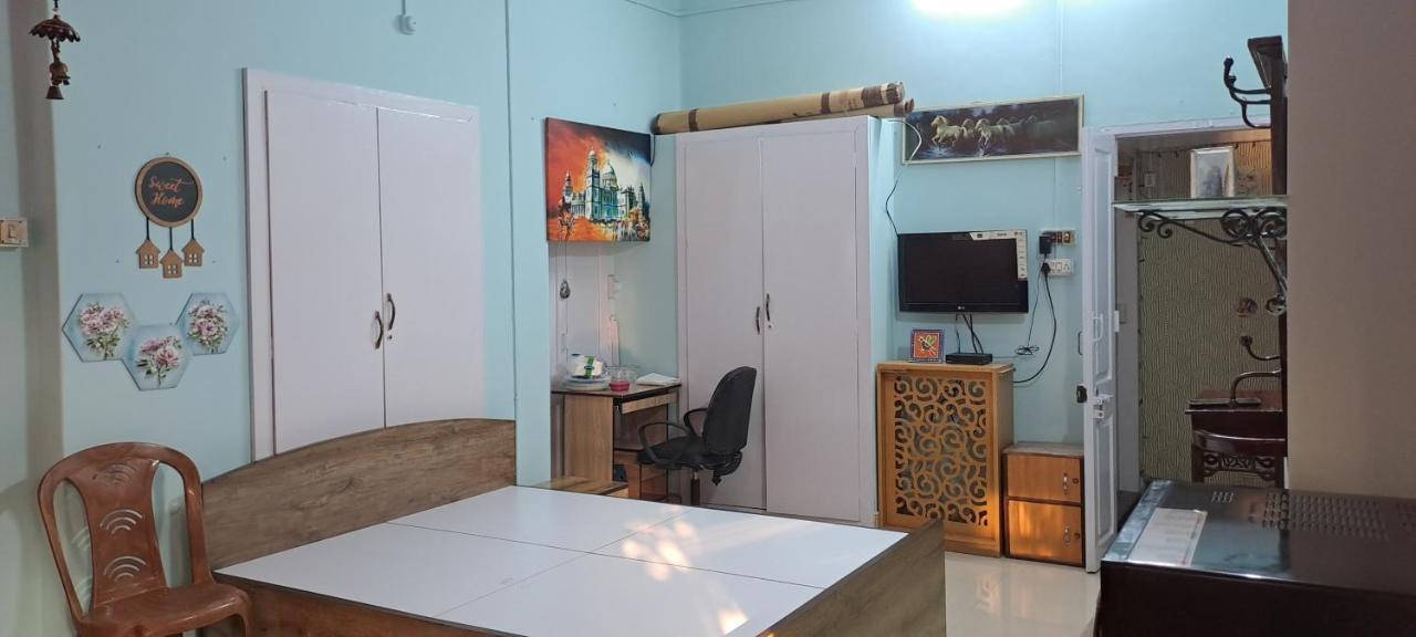 A Home Away From Home Calcutta Exterior foto