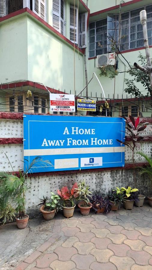 A Home Away From Home Calcutta Exterior foto